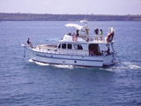 CAecuadorDaytourboat